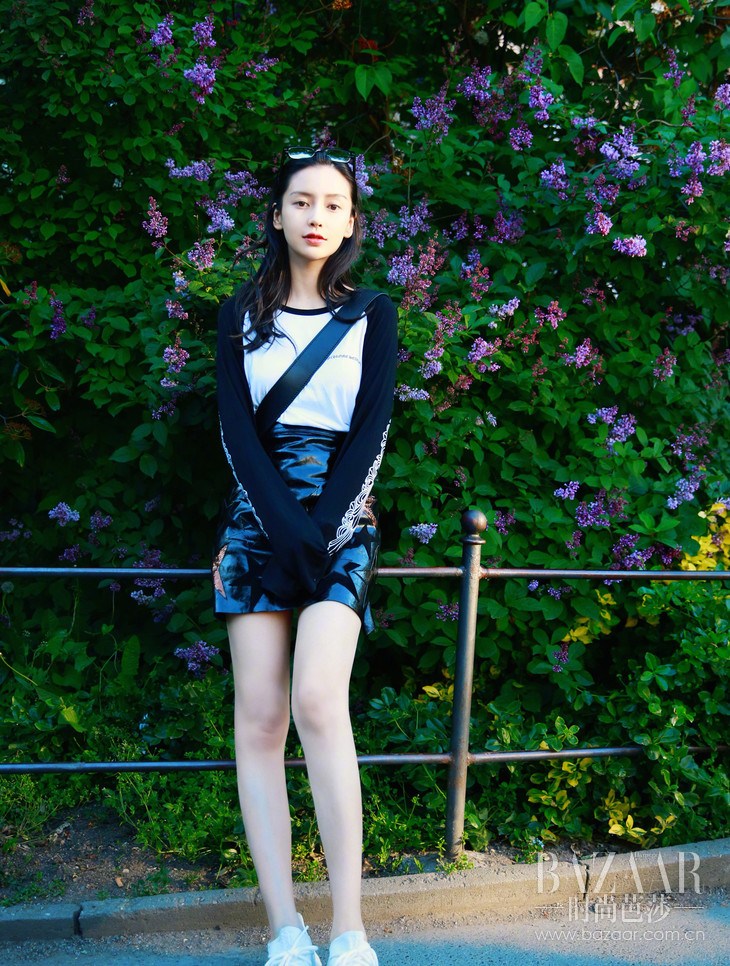 腿短适合穿高腰中长裙,适合小短腿穿的裙子显瘦