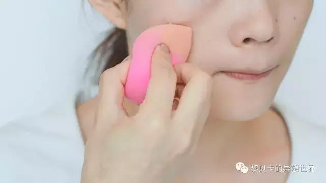 带妆补防晒正确方法,带妆怎么补防晒最好