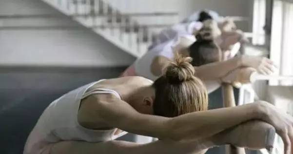 幼儿学习舞蹈的好处简短的介绍,如何教幼儿学舞蹈