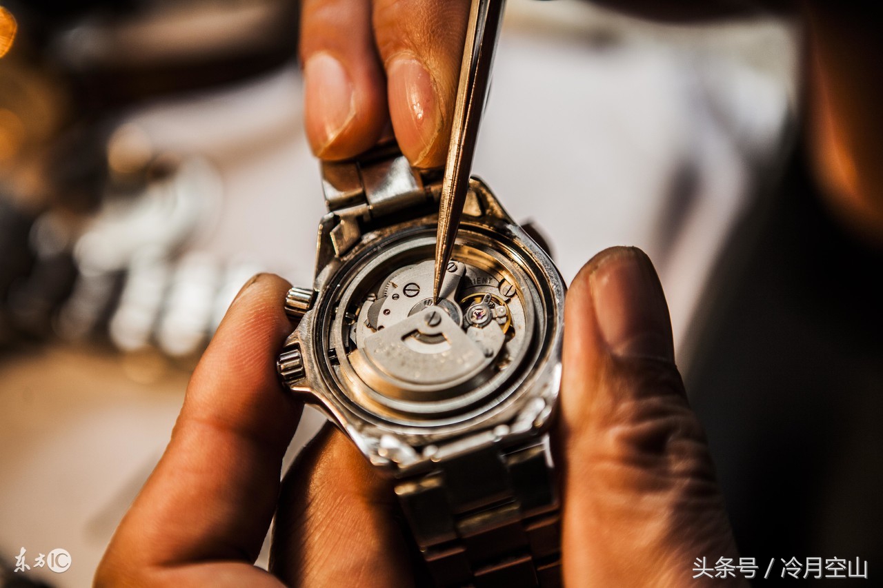 佳明运动手表日期不准,光动能手表日期不准