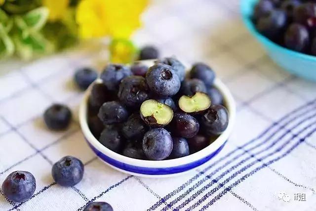 电脑族都懂的痛，这些小物可以拯救你的24K干涩眼