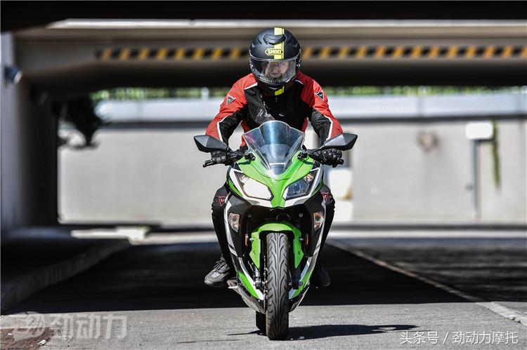 川崎650ninja车主唯美视频,川崎车主怎么看ninja400