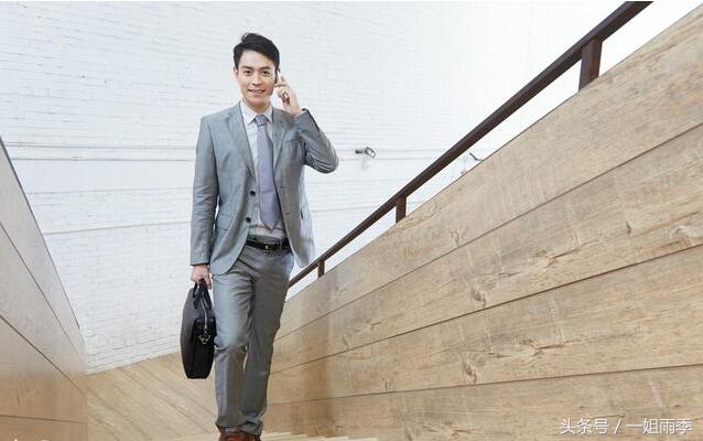 在职场混需要知道的技巧,职场女性穿西服气质