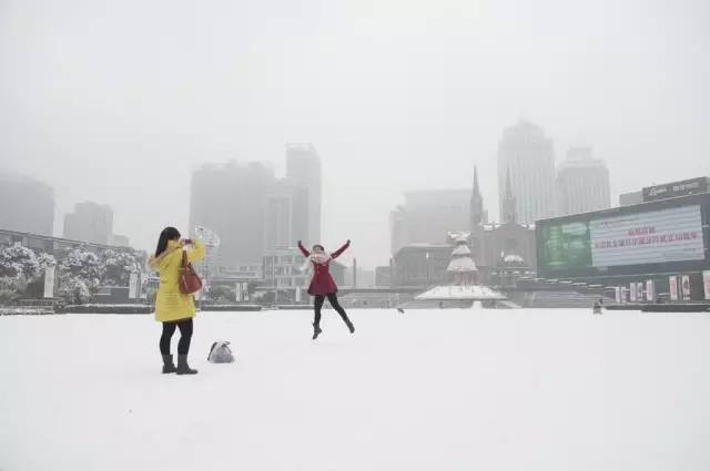 宁波地标天一广场,宁波市中心天一广场