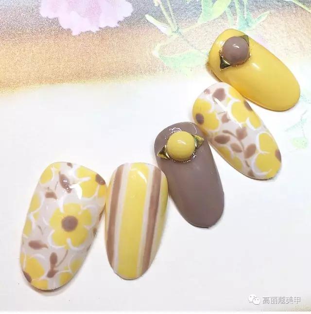 美甲推荐款式仙女,美甲推荐小花