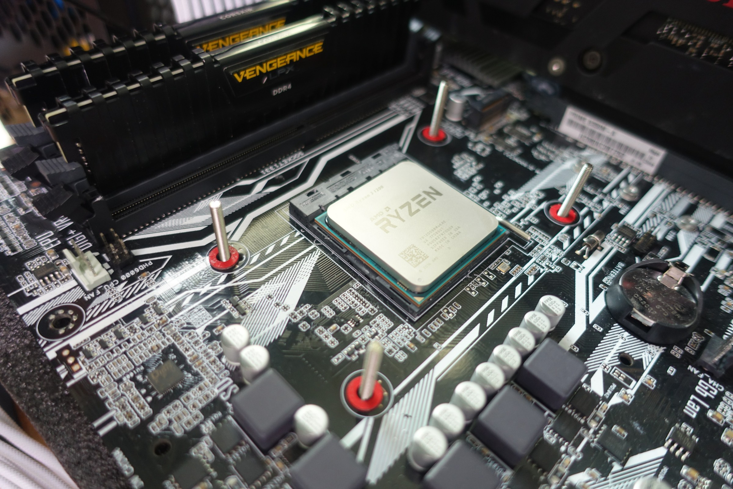 如何看待ryzen三代,ryzen32200g相当于几代i5