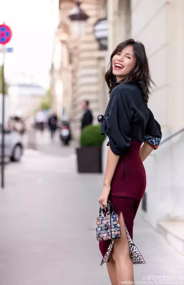 大嘴短发被讽“怪物”，如今逆袭时尚圈第一宠儿