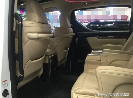 二手车交易市场奇怪东西,二手车交易市场丰田埃尔法