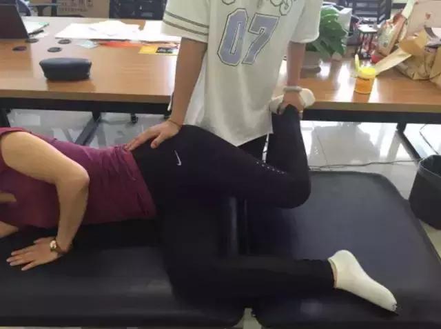 怎么改善髋弹响,外旋弹响髋的运动康复训练