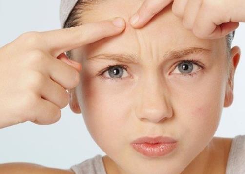 皮肤科医生建议淡化痘印的方法,顽固痘印怎么祛除医美