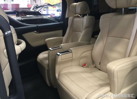 二手车交易市场奇怪东西,二手车交易市场丰田埃尔法