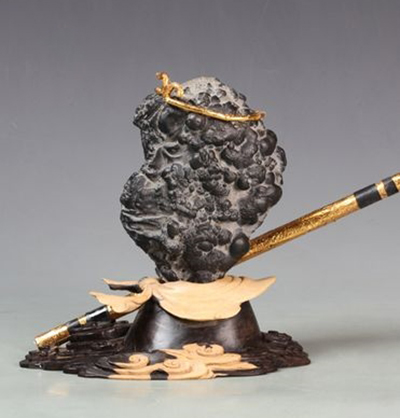 长满小疙瘩的石头,浑身起的密密麻麻的疙瘩不痒