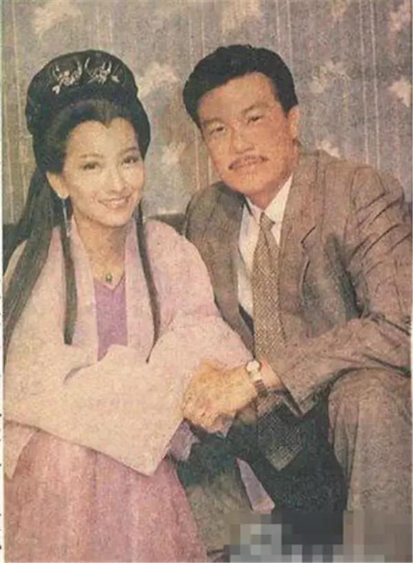 黄锦棠是如何娶到女神赵雅芝的,黄锦燊娶了多少老婆