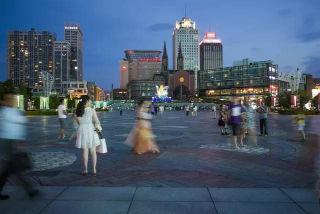 宁波地标天一广场,宁波市中心天一广场