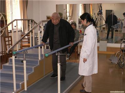 脑梗后遗症偏瘫用什么中成药最好,脑梗后遗症语言不清按哪个穴位好