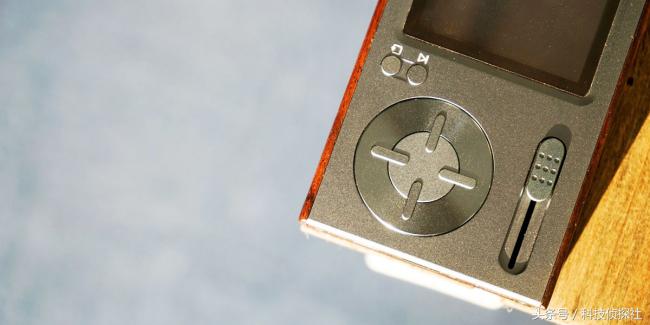 进击的入门中阶*放播**器七彩虹C10试听体验