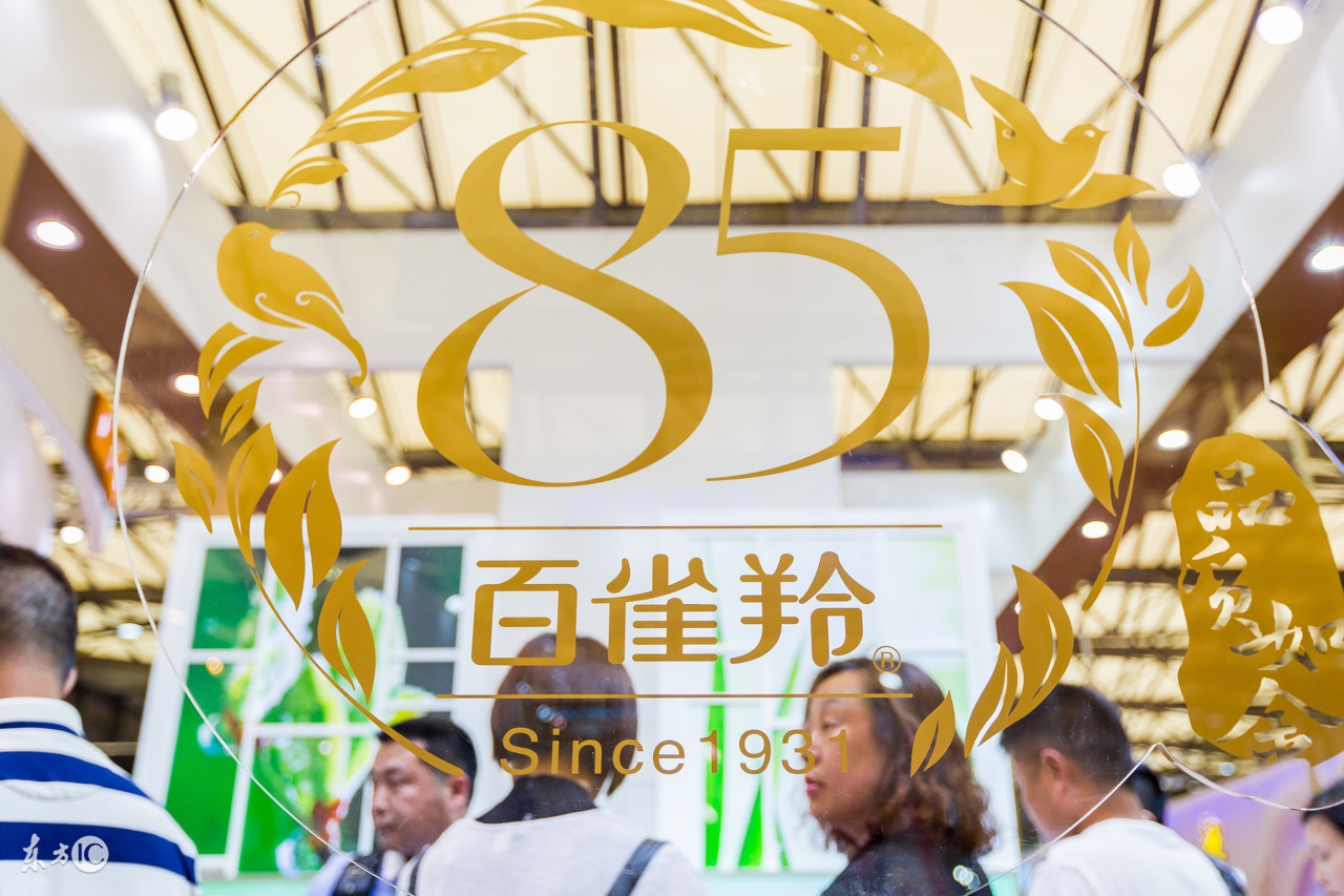 平价化妆品与贵的化妆品的区别,高端化妆品与平价化妆品差别