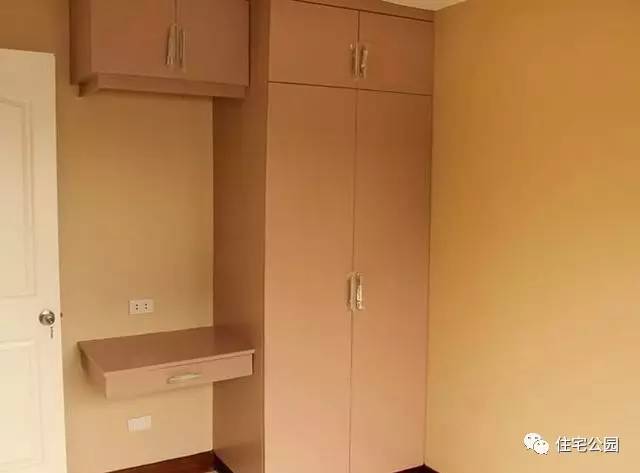 80后小伙子放弃城里买房自建别墅,土豪花200万打造自建房