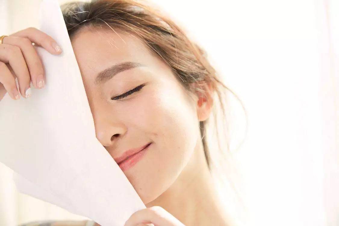 护肤避雷第一步学会辨别自己肤质,护肤第一步如何正确认清自己肤质