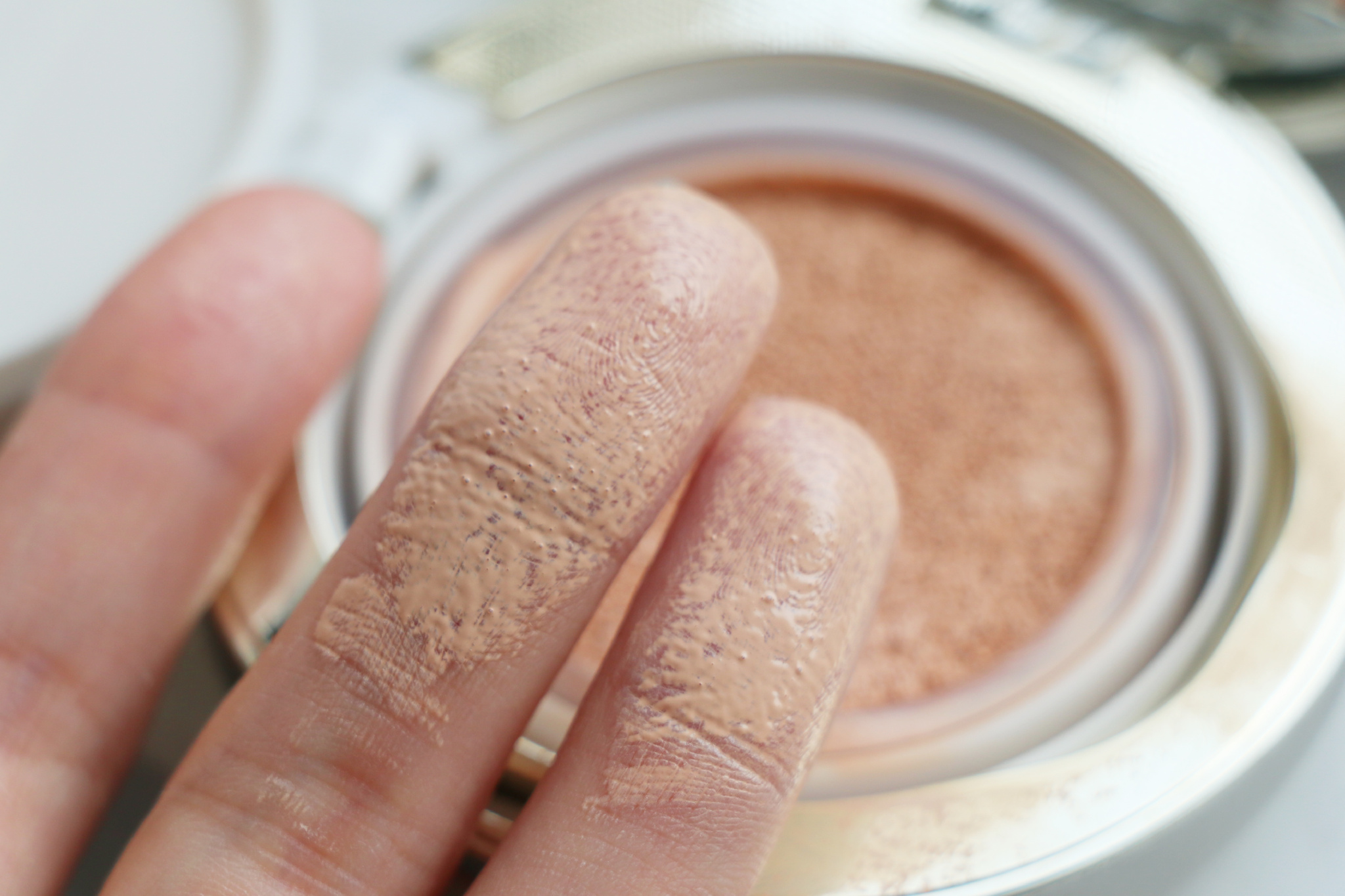 夏日气垫bb霜推荐,夏日干皮好用的气垫推荐