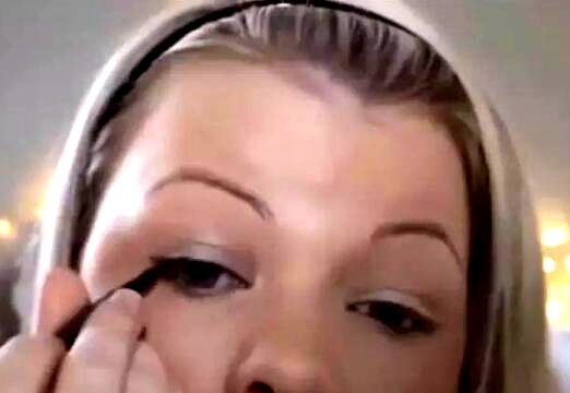 鑴镐笂鏈夎儙璁扮殑濂冲鍖栧褰╃粯,缁欎竴涓弧鑴歌儙璁扮殑濂冲鍖栧