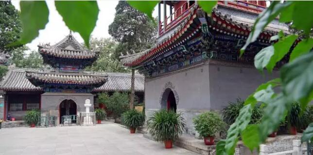 周末逛胡同，牛街里的文化美食之旅！