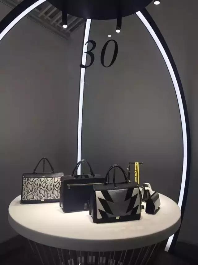 furla新款手机包,furla新包