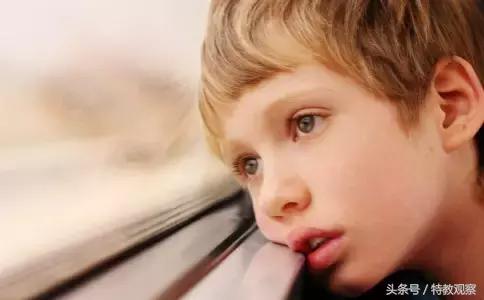 怀疑孩子是自闭症去医院挂什么科,怀疑小孩自闭症要做核磁共振吗