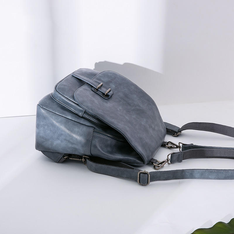 女儿童出游双肩包,初中女生旅游背的双肩包