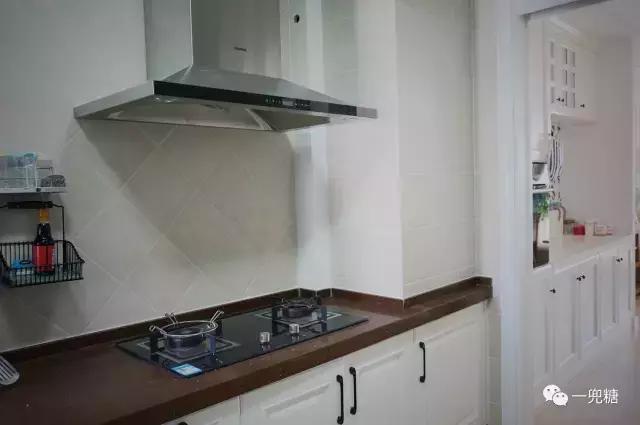 打柜子谁都会，但把柜子巧妙地藏起来，她家是个榜样