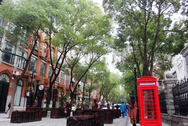 中山大道潮童街拍：很萌很酷很厉害，还会耍宝！