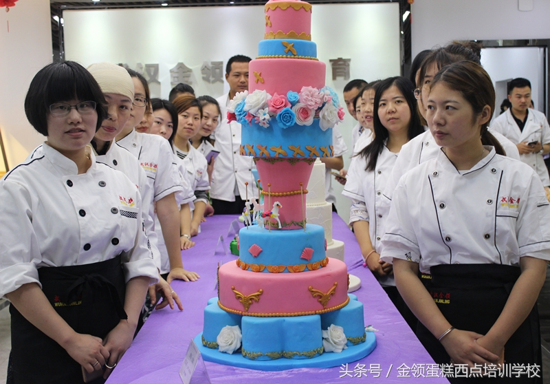 翻糖蛋糕的翻糖怎么做,翻糖蛋糕新手制作