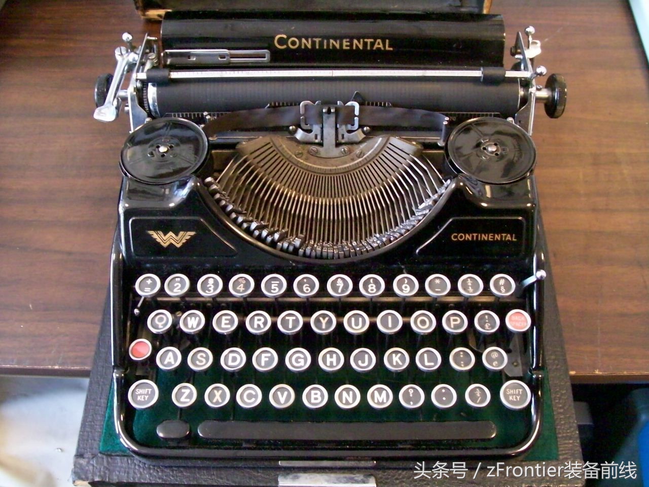 复古打字机键盘和现在的区别,手感最好的打字机键盘
