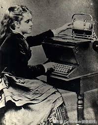 复古打字机键盘和现在的区别,手感最好的打字机键盘