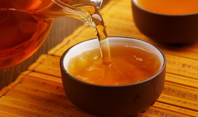 女性更年期肝肾不够的食疗方