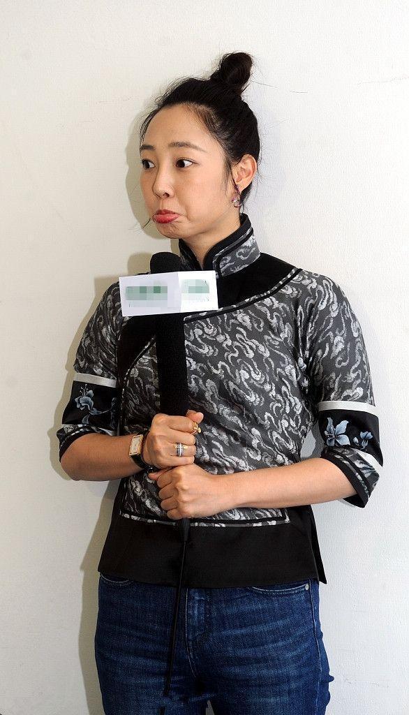 白百何胖了20斤之后,白百何33天不重样穿搭花棉袄