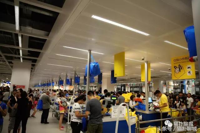 带聊城网友提前感受济南宜家的魅力，不仅人多购买力也爆棚