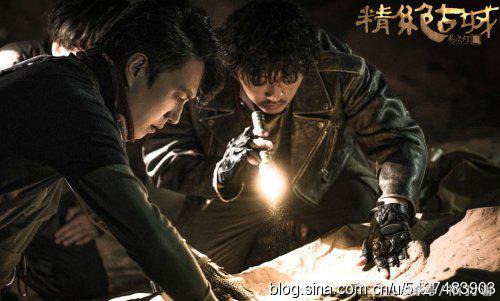 鬼吹灯的胡国华是不是就是胡八一,鬼吹灯之精绝古城胡国华抽大烟