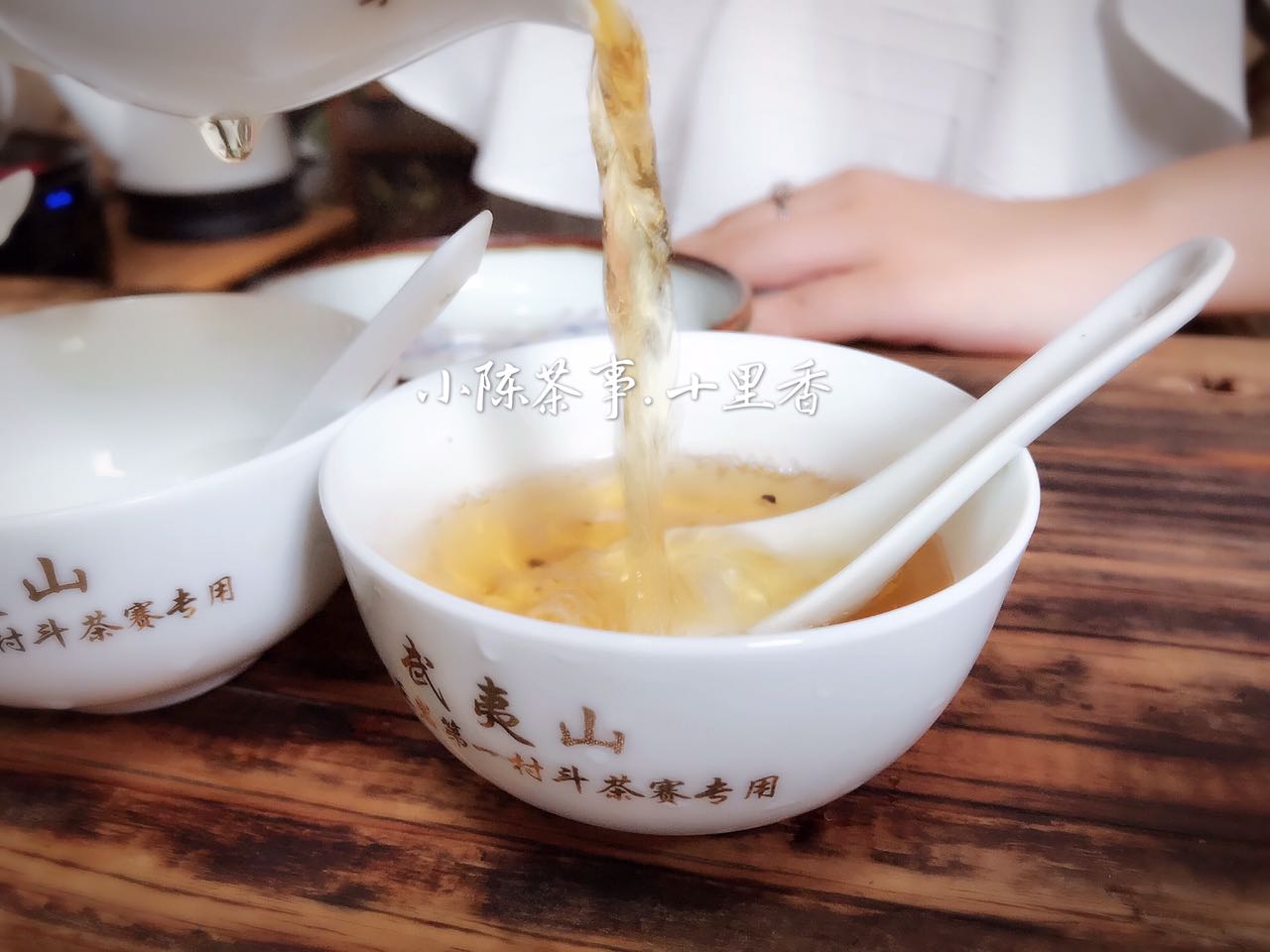 岩茶有点锁喉是什么原因,岩茶肉桂不苦涩为什么会锁喉