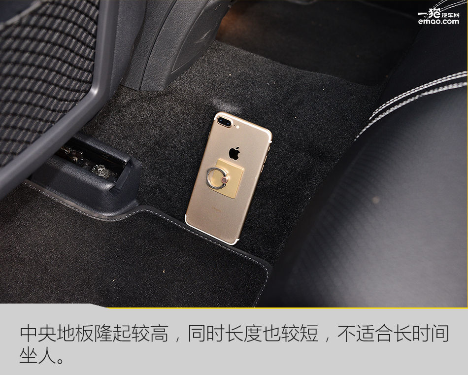 奔驰gla200和glb200哪款好,奔驰gla2022款值得买吗