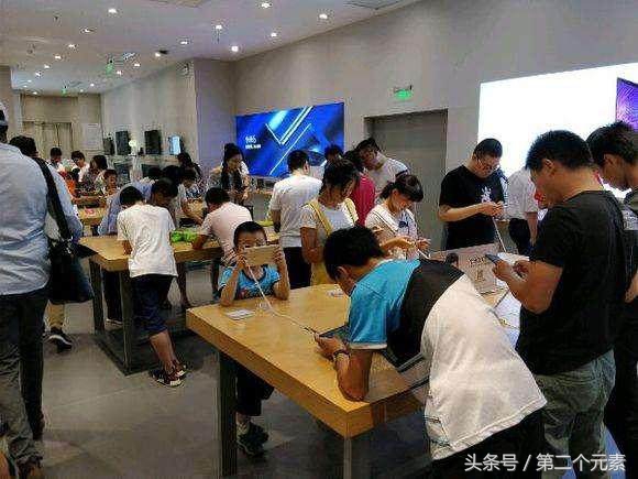 线下手机店买手机如何避免踩坑,实体店买手机最好不要去什么店买