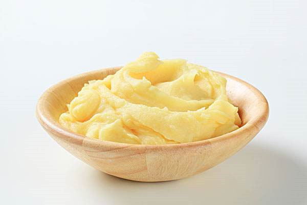 让脸脖子变白最快最简单的方法,为什么脖子这么黑