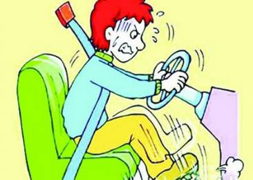 刹车失灵别紧张,刹车失灵也别慌用这招能保命