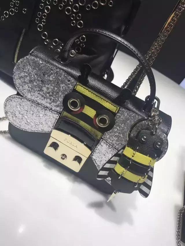 furla新款手机包,furla新包