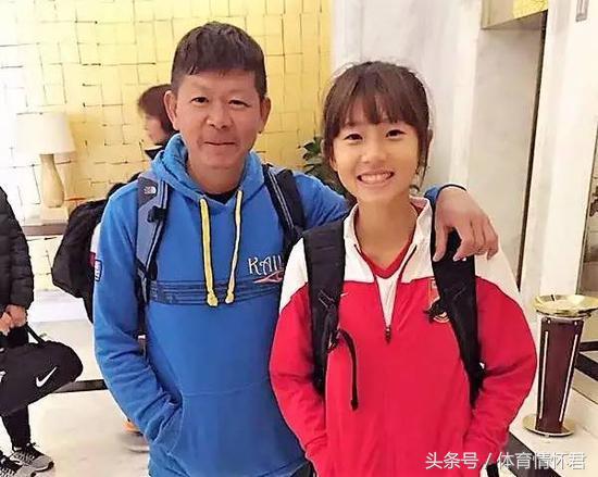 中国13岁女足国外比赛狂进61球，18岁足球女神却无奈退役！