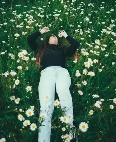 跟别人家宝宝好像不太一样 (宝宝没看到我哪里不一样吗)