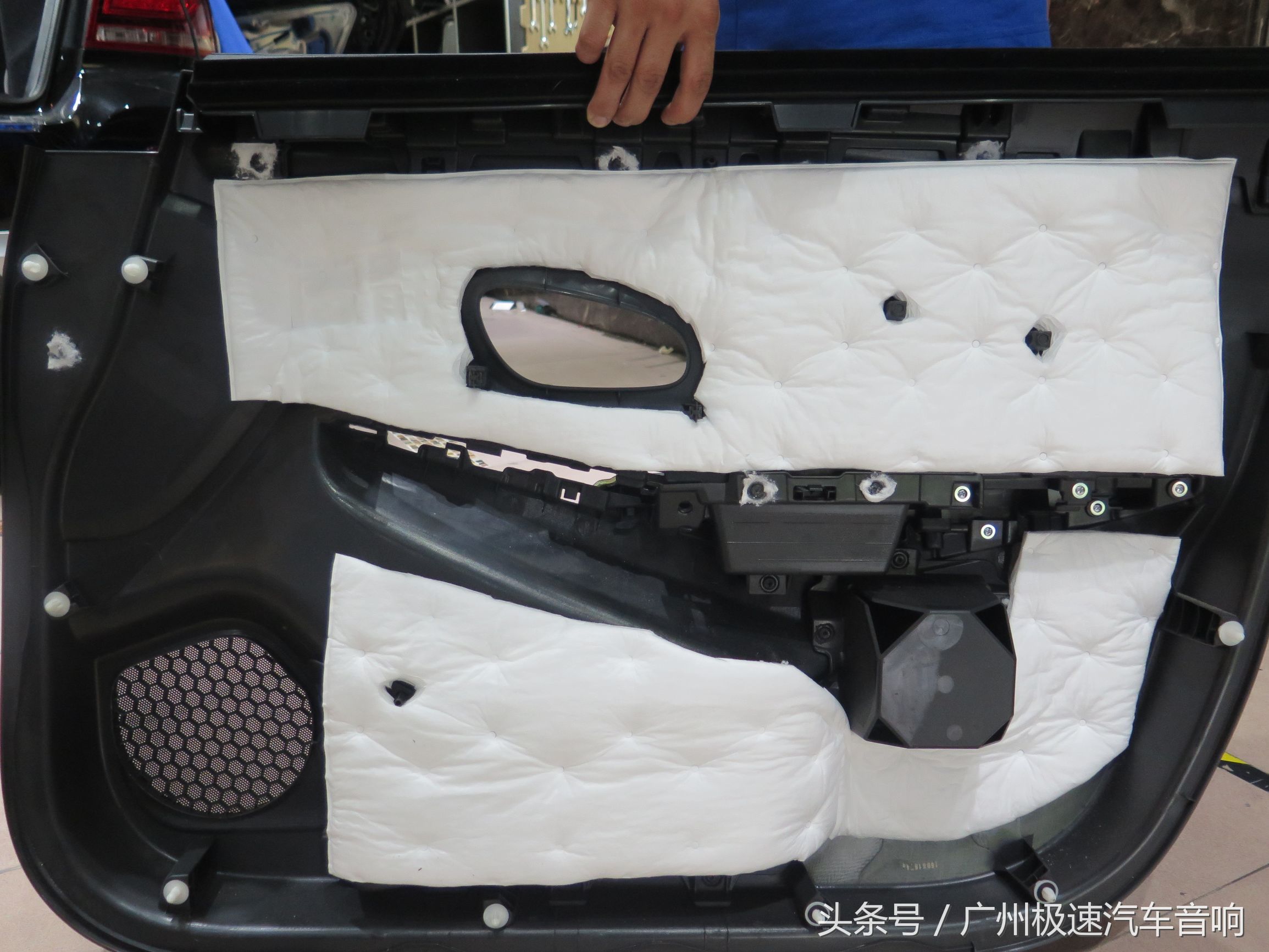 日产蓝鸟潮音版音响效果,日产蓝鸟沉浸式体验