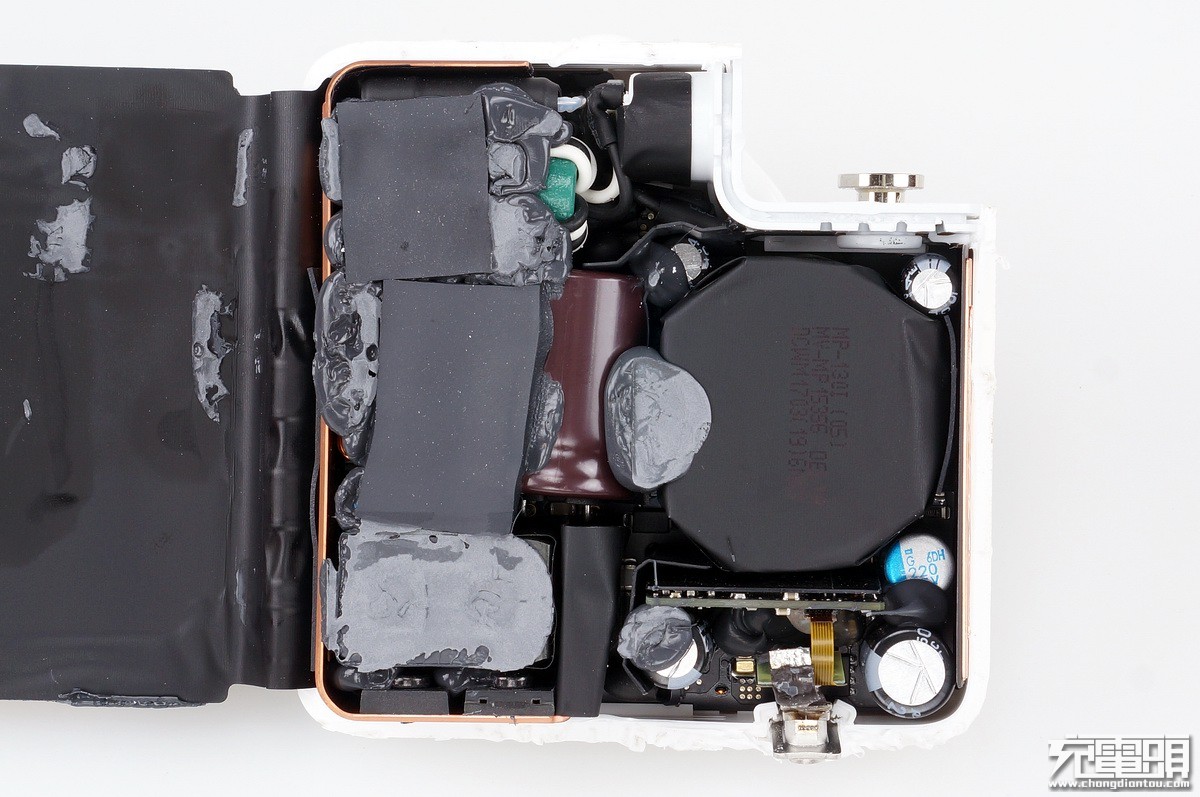 6650毫安充电器,628元电池充电器