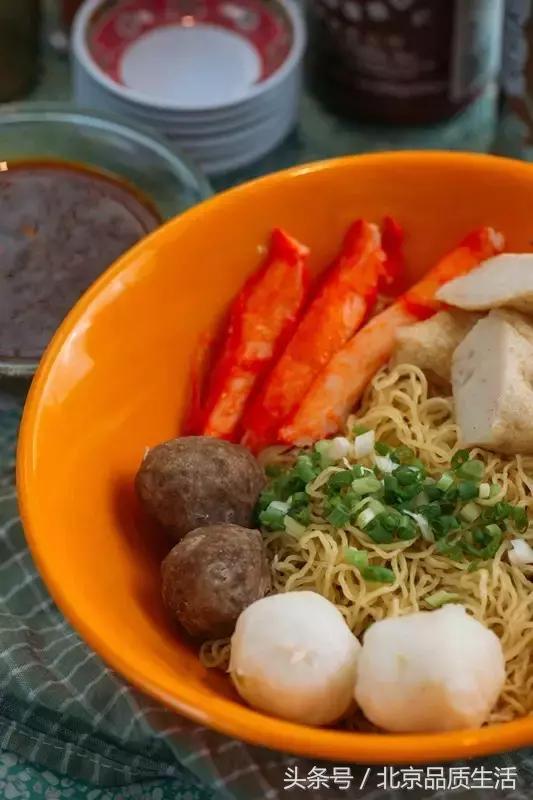 火遍全香港的车仔面终于登陆北京，连嘻哈侠第一站都要来这里！