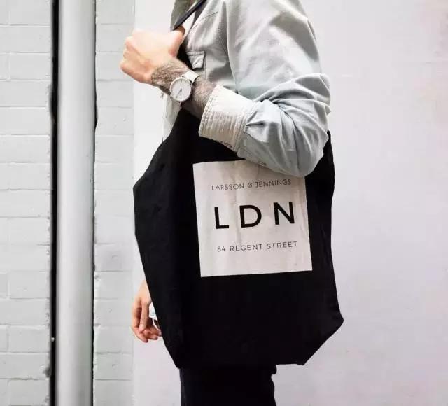 不搞块够屌的表，小姐姐怎么会跟你跑？！